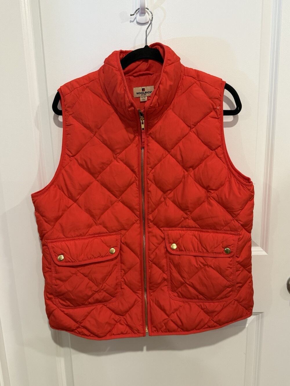 Woolrich Women’s Sz XL Duck Down Puffer Vest Quilted Full Zip Vibrant Red